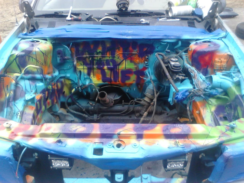 Illustration for article titled Engine Out, Engine Bay Ready.